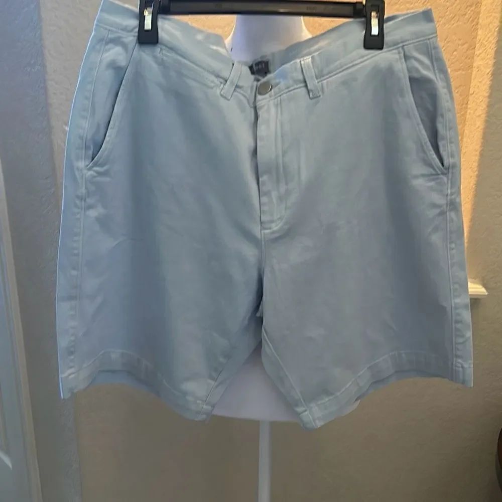 DL1961 Mens Size 38 Jake Chico Shorts Tan Khaki Zipper Closure Pockets NWOT